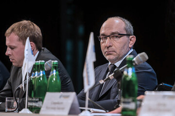 Бывшие "регионалы" Кернеса-Хомутынника: от президентских амбиций до местечковых игр