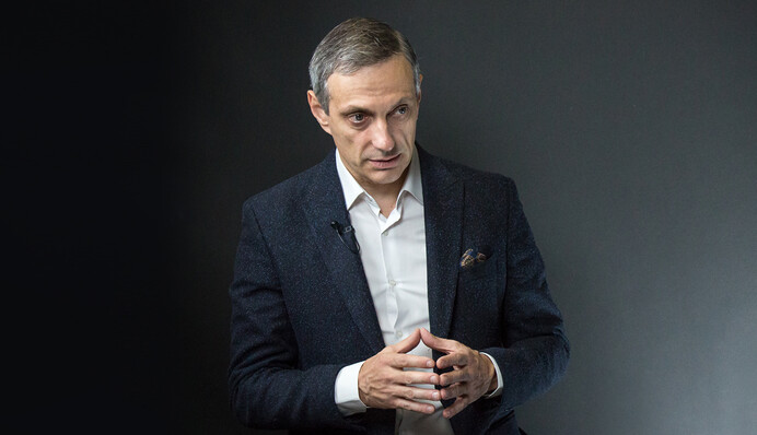 Гнітючий початок передвиборної кампанії: люди обирають телевізор замість холодильника