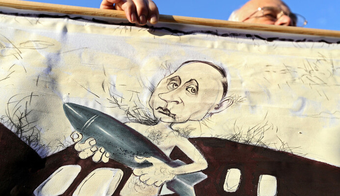 Путін може налякати своїми 