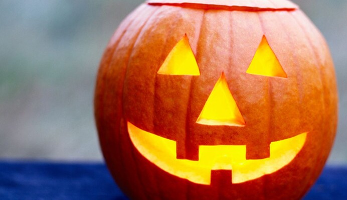 Хэллоуин 2018: как просто и оригинально вырезать тыкву, идеи с фото
