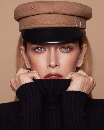 Как доска: Брежневу раскритиковали за излишнюю худобу