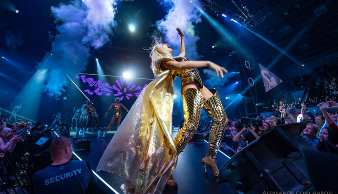 Полякова устроила грандиозное шоу во Дворце спорта: яркие эксклюзивные фото