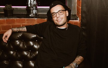 Рэпера Гуфа побили за слишком короткое выступление на корпоративе