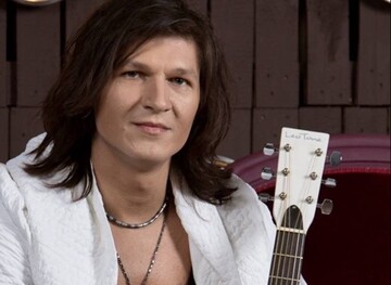 Смерть лидера группы 