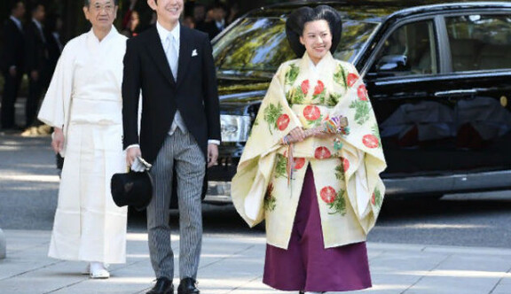 Отказалась от титула ради любви: японская принцесса вышла замуж за простолюдина