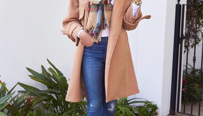 Как носить тренч этой осенью: советы стилиста