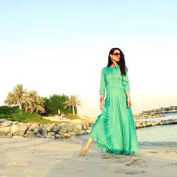 Маша Ефросинина в купальнике за 400 долларов  похвасталась отдыхом в Дубае