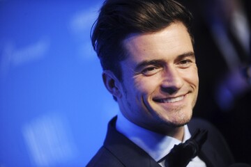 Младше на 20 лет: Орландо Блума заподозрили в романе с популярной блогершей