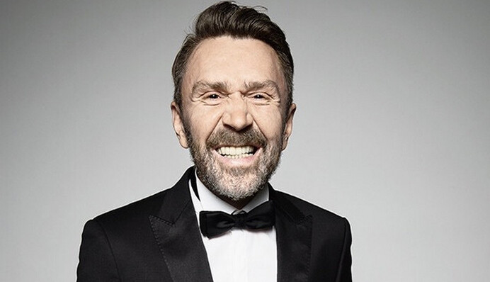 Теперь без мата: Шнуров удивил фанатов новым стихом