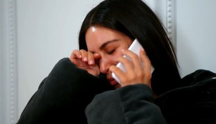 Кардашьян и другие звезды эвакуируются из-за страшного пожара в США