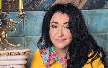 Хотя бы так воссоединюсь с родиной: Лолита завещала развеять свой прах в Украине