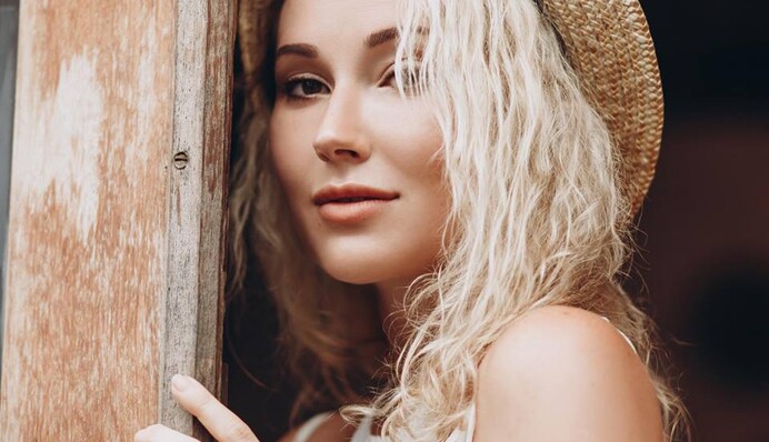 Экс-режиссер 