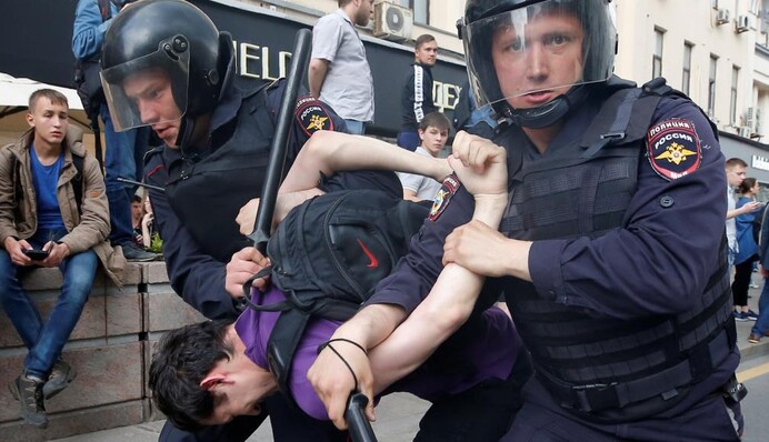 Росія йде по дорозі, якої немає