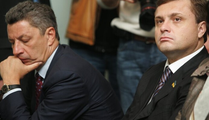 Мінус або плюс: що чекає на Опоблок після вигнання з фракції Бойка і Льовочкіна