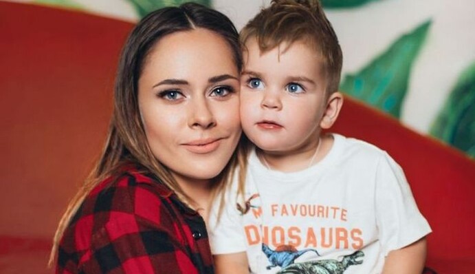 Солистка The Hardkiss трогательно поздравила сына с днем рождения