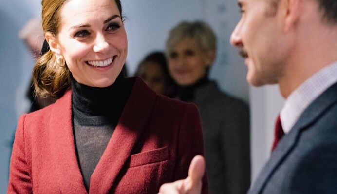 Идеальный осенний образ: Кейт Миддлтон вышла в свет в костюме шестилетней давности