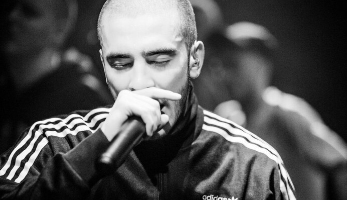 Танцы на машине и призывы к экстремизму: в России задержали известного рэпера