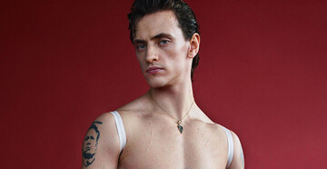 С портретом Путина и гербом Украины: известный танцор поблагодарил президента России