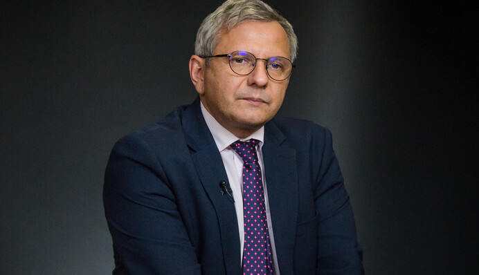 Украинская экономика пострадает даже от имитации военного положения – Олег Устенко