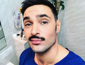 Как в гробу: Козловский напугал фанатов странным фото