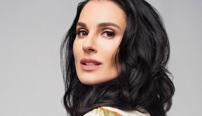 Ефросинина без макияжа восхитила естественной красотой