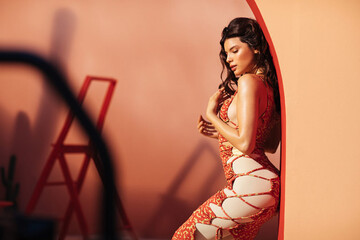 Секс в каждом кадре: Мишель Андраде порадовала новым клипом