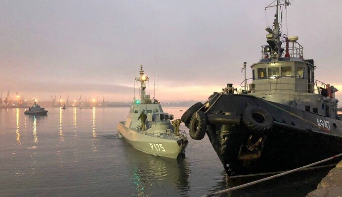 Военное положение не спасет: почему Украина неправильно ответила на захват своих кораблей
