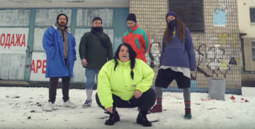 Украинская воспитательница взорвала сеть новым рэп-клипом