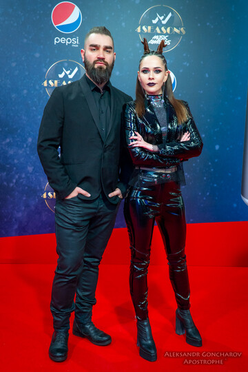 M1 Music Awards 2018: в чем звезды появились на красной дорожке