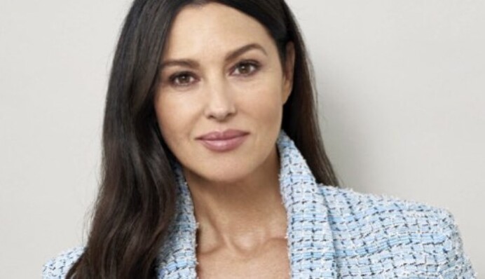 54-летняя Моника Беллуччи в купальнике снялась для глянца