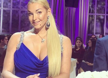 Наши отношения проверены временем: Волочкова заинтриговала свадьбой с Басковым