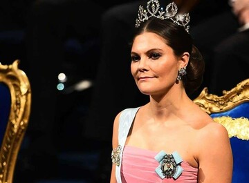 Шведская принцесса надела платье, в котором выходила в свет ее мама 23 года назад