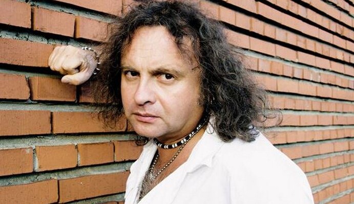 Известный российский музыкант госпитализирован после ДТП