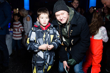 Хлывнюк, Зибров и другие звезды посетили допремьерный показ зимнего 3D-шоу 