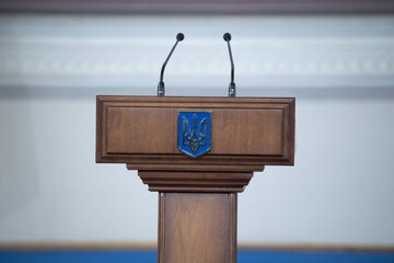 На порядку денному: на які питання повинні відповісти кандидати в президенти