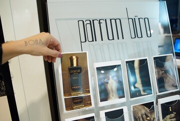 ВОНА: первый в мире аромат для украинок от parfum büro и Jeroboam