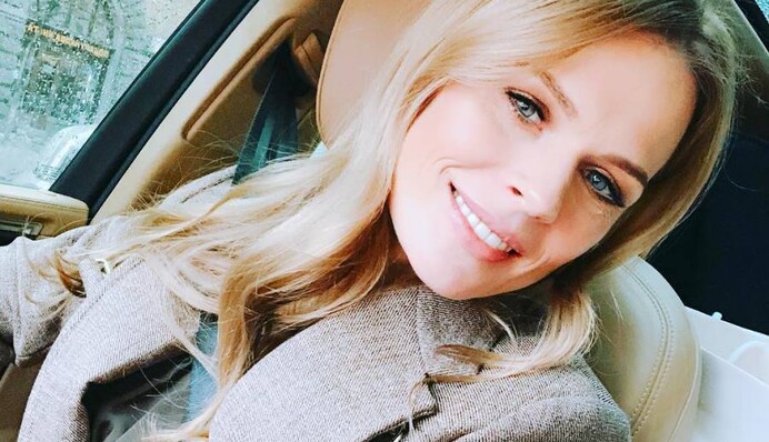 Оля Фреймут в платье за 40 тысяч гривен засветилась с мужем на балу