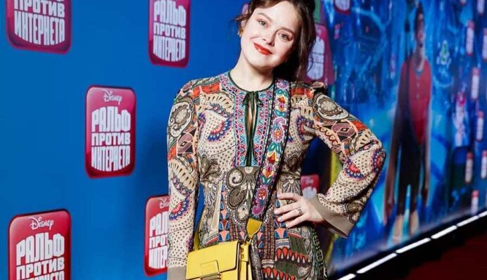 Звезда Comedy Woman надела платье от украинского дизайнера