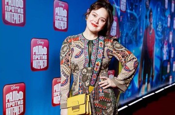 Звезда Comedy Woman надела платье от украинского дизайнера