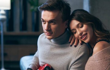 Свадьба и прогулка с сыном: Топалов подарил Тодоренко трогательный клип