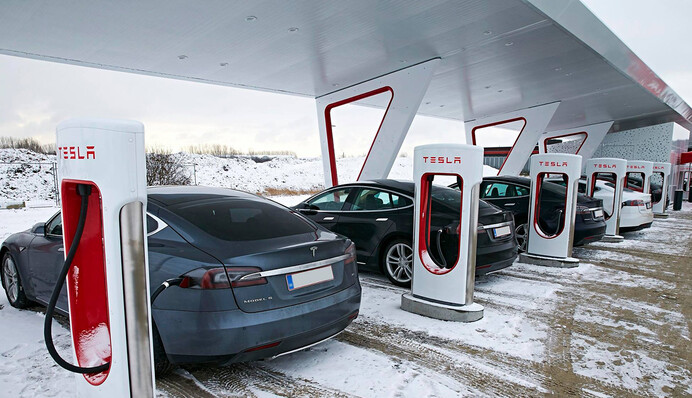 Илон Маск в Украине: победят ли новые технологии при помощи пиара