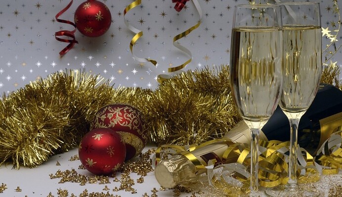 Алкоголь на Новый год: как правильно пить