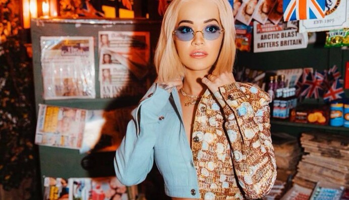 Мировая знаменитость снялась топлес в джинсах от украинского дизайнера