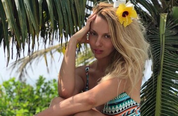 Чувствую себя ужасно: Полякова подхватила вирус на отдыхе в Таиланде