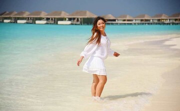 Российская певица ответила на критику своей фигуры в купальнике