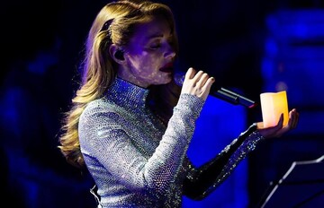 В роскошных нарядах от украинских дизайнеров: Тина Кароль произвела фурор во Львове