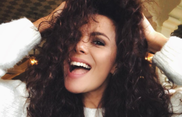 В смелом наряде и с Потапом: Настя Каменских засветилась на американском шоу