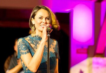 Жена Кличко перепела хит Леди Гаги для фильма 