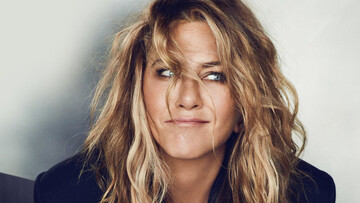 Стало известно, как Энистон отреагировала на слухи о романе Питта и Терон