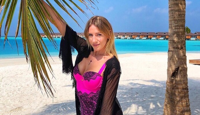 Похорошела: Леся Никитюк впечатлила фигурой в бикини